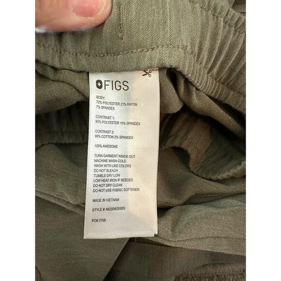 FIGS Men's Olive Green Elmina Collared Top & Kauro Cargo Scrub Pants Size XS - Picture 13 of 13